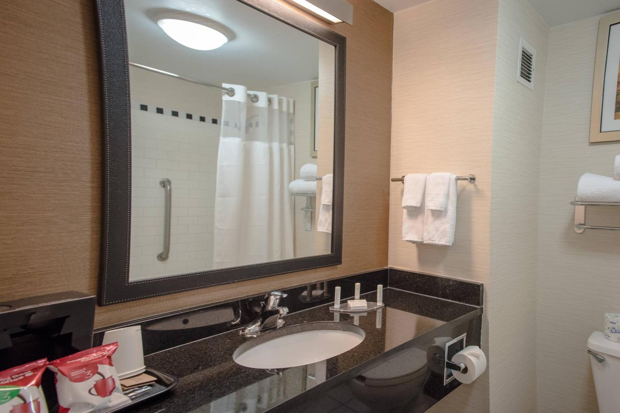 Fairfield Inn & Suites By Marriott Knoxville/East Zimmer foto